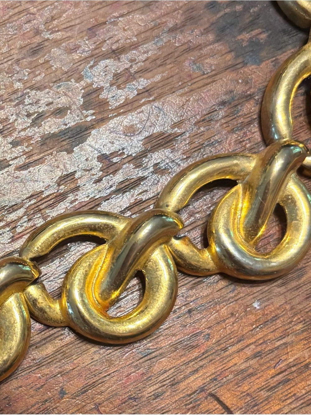Vintage Gold-Toned Chunky Link Toggle Necklace - Picture 3 of 4